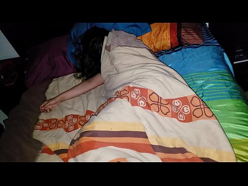 ❤️ Posinak grdi svoju mladu maćehu dok ona spava. ❌  Seks na hr.camasexys.top ️❤