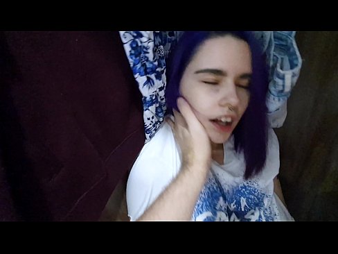 ❤️ Našao sam svoju sestru u ormaru i pomogao joj da svrši ❌  Seks na hr.camasexys.top ️❤